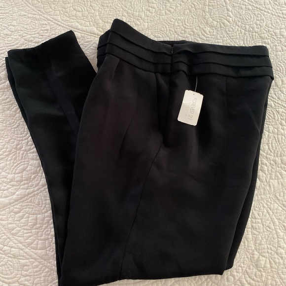 Forever 21 Black Slim-leg Pants Women - Picture 8 of 8